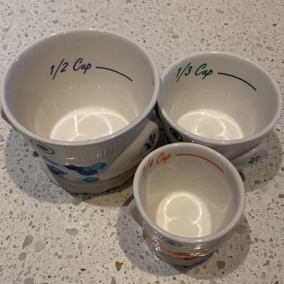 Anthropologie 3 Piece Fish Measuring Cups - Picture 4 of 5